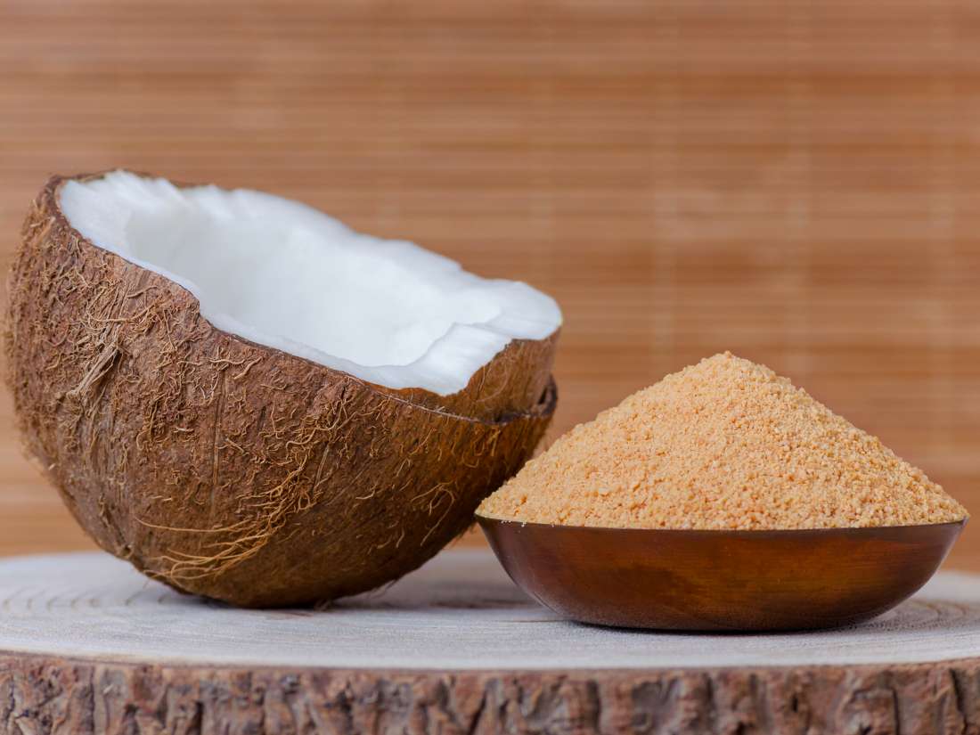 Можно ли кокосовый сахар. Кокосовый сахар. Сахар из кокоса. Пальмовый кокосовый сахар. Кокосовый сахар светлый.